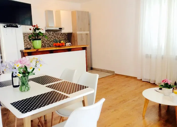 Apartament Mare