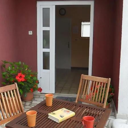 Mare Apartment